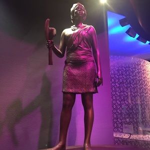 Meet your Posher, Alicia